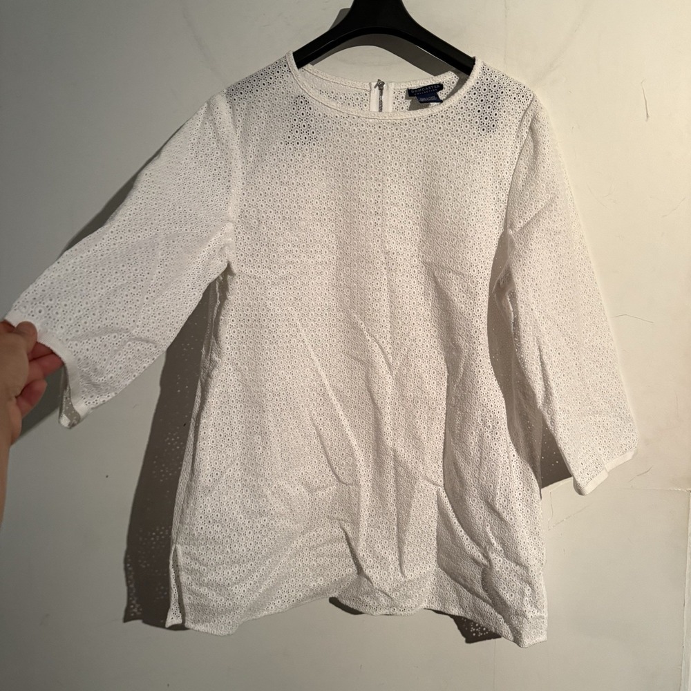 Doncaster Size 12 Eyelet Lace Top Boho Coastal Feminine Effortless Minimalist